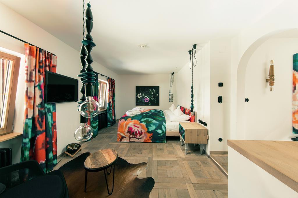 Hinterwies - Ski In / Lodge / Dine Lech Extérieur photo