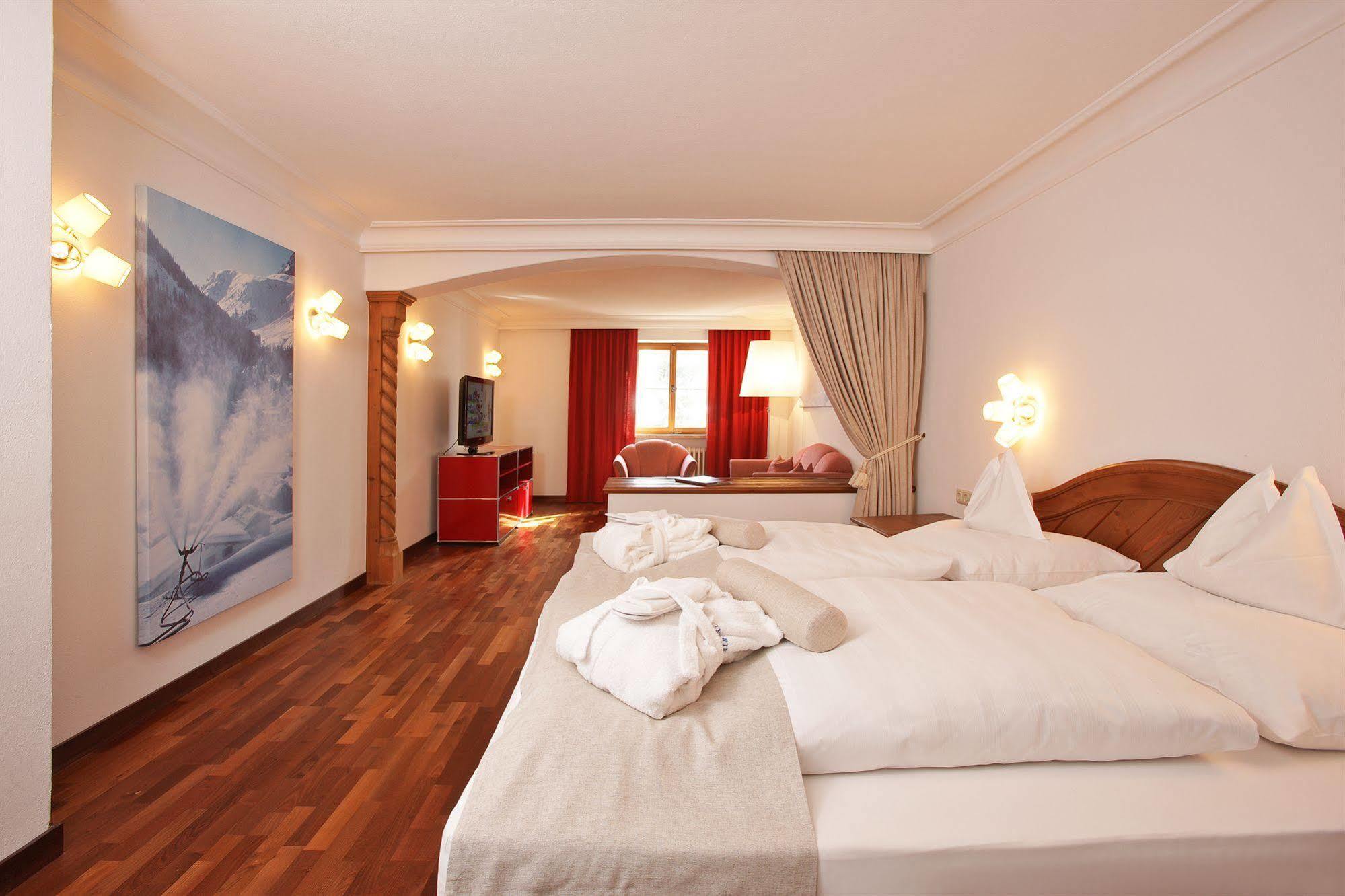 Hinterwies - Ski In / Lodge / Dine Lech Extérieur photo